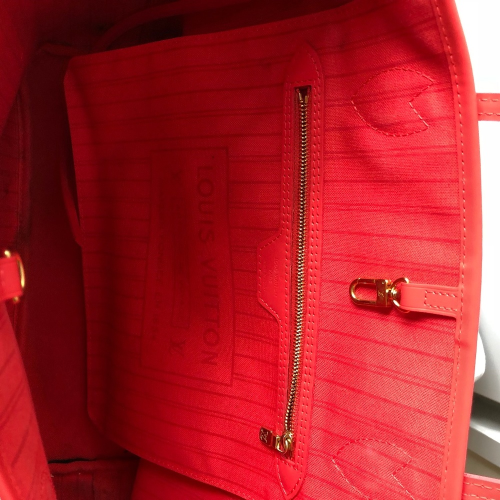 LOUIS VUITTON FLAMINGO MONOGRAM TOTEM NEVERFULL MM - Picture 4 of 4
